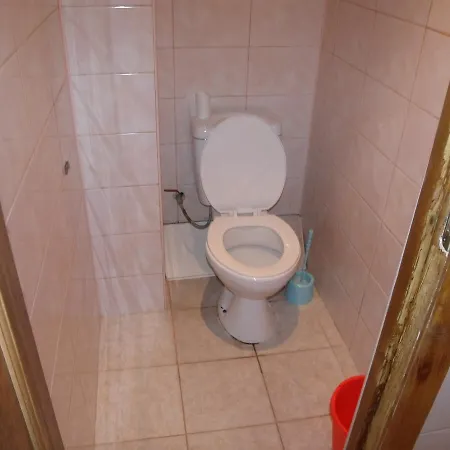 Pavovere Užeiga Vilnius